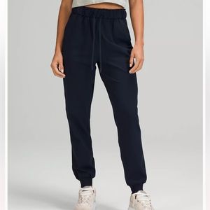 COPY - Lululemon stretch high-rise jogger